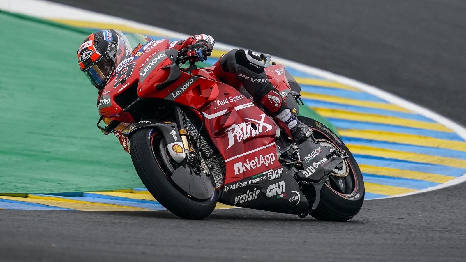 Marc Márquez gana ante las Ducati en Le Mans e iguala a Jorge Lorenzo en MotoGP