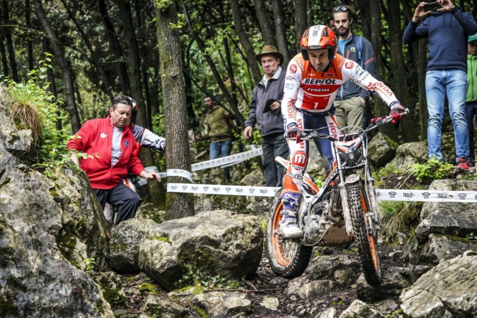 Victoria de Toni Bou en la primera cita del Mundial de TrialGP 