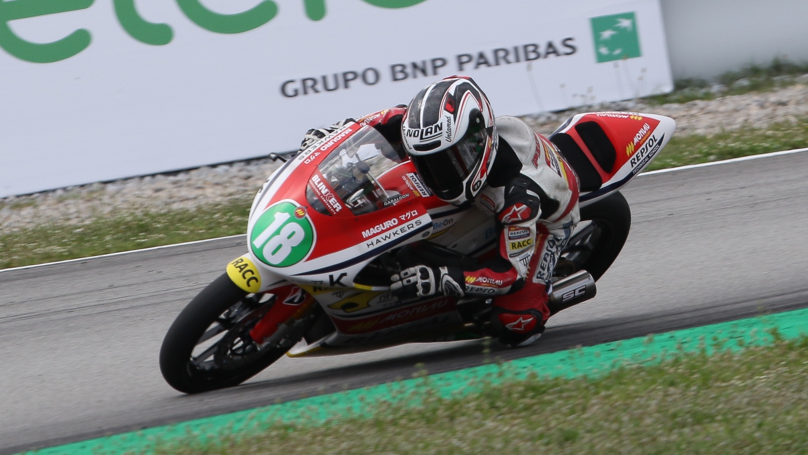 ESBK Catalunya: Chris Ponsson bate a Maxi Scheib en SBK y Óscar Gutiérrez vence en SSP