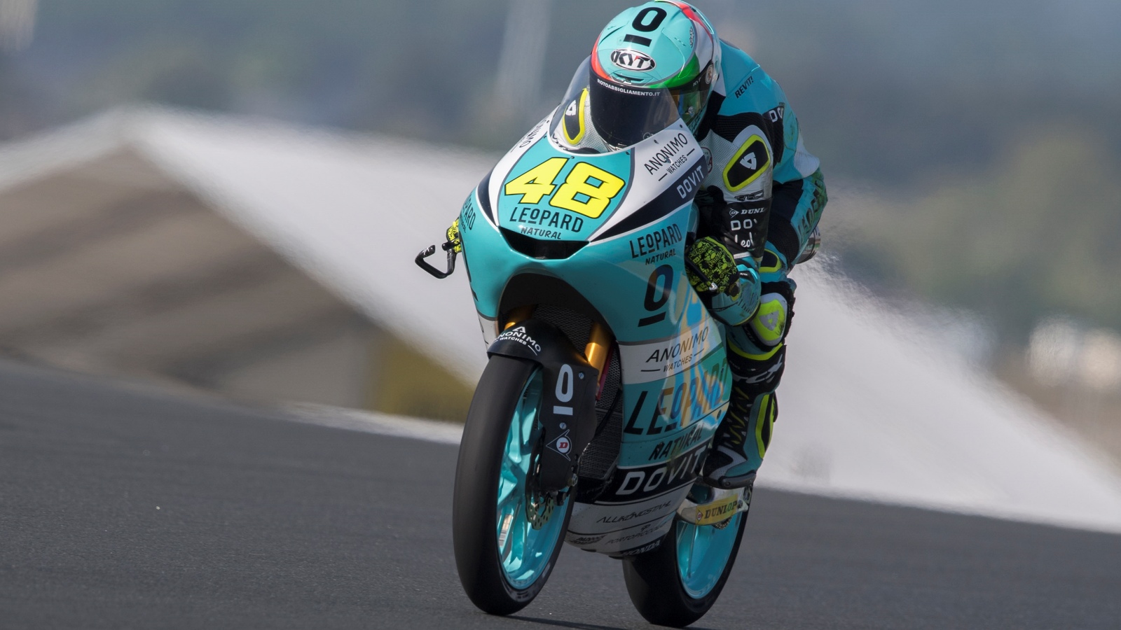 Tony Arbolino se estrena en Mugello venciendo ante Lorenzo Dalla Porta y Jaume Masiá