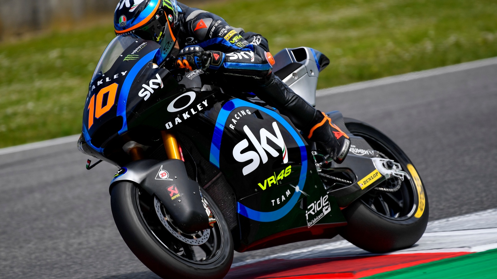 Álex Márquez se reafirma ganando en Mugello frente a Luca Marini y Thomas Luthi
