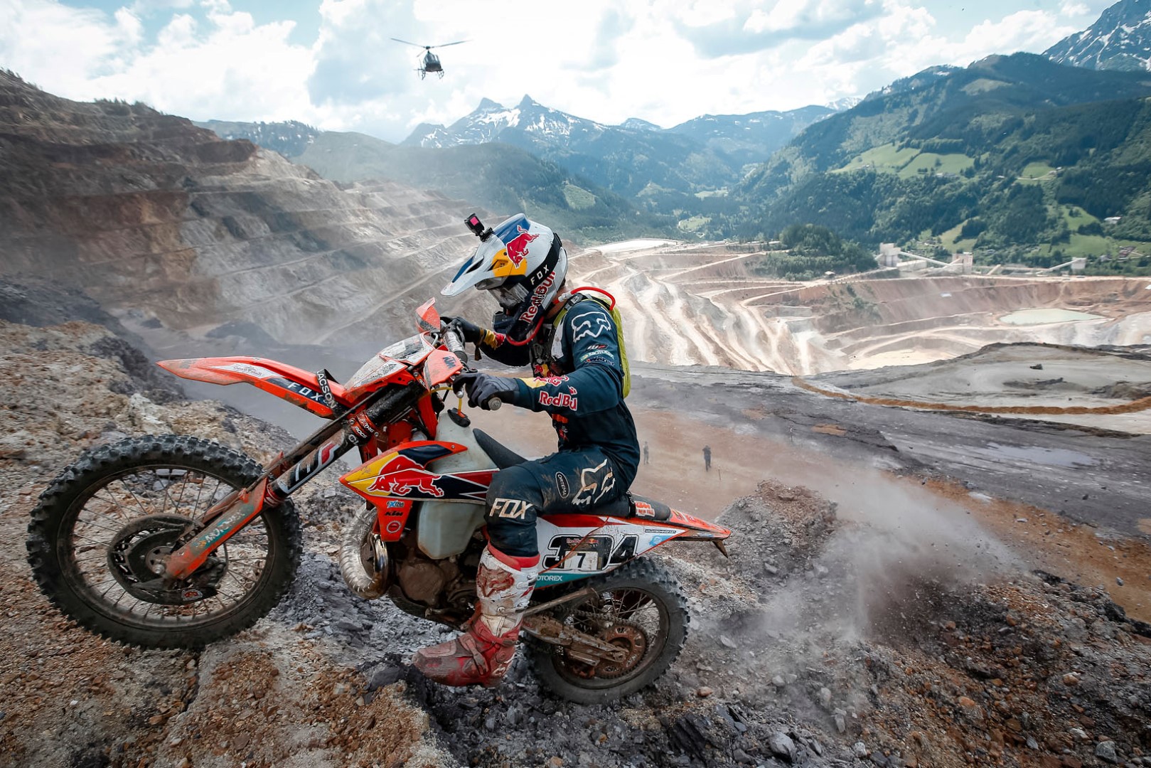 Graham Jarvis conquista por quinta vez Erzbergrodeo. Mario Román, podio