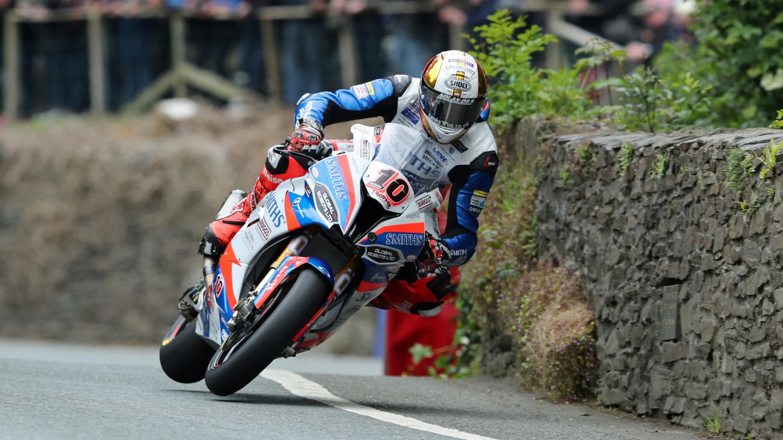 IOMTT 2019: Dean Harrison se lleva el Senior TT tras los problemas de Peter Hickman