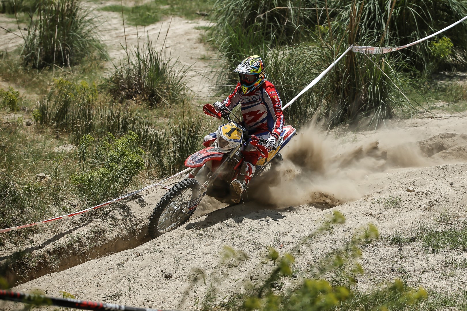 Nuevo triunfo de Enric Francisco en el Mundial de Enduro en Grecia