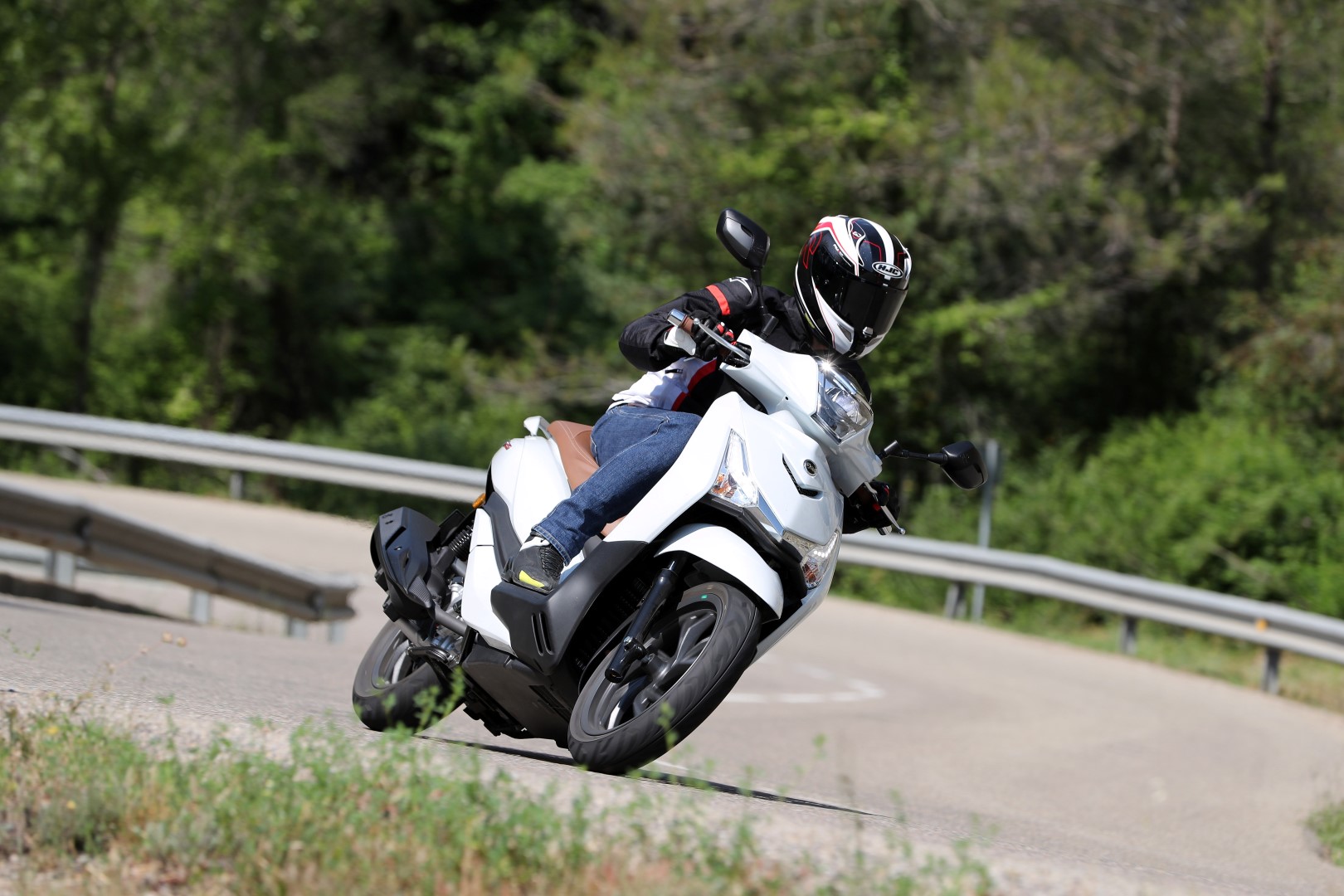 MOTOCICLISMO 2581, contenidos y sumario de la revista