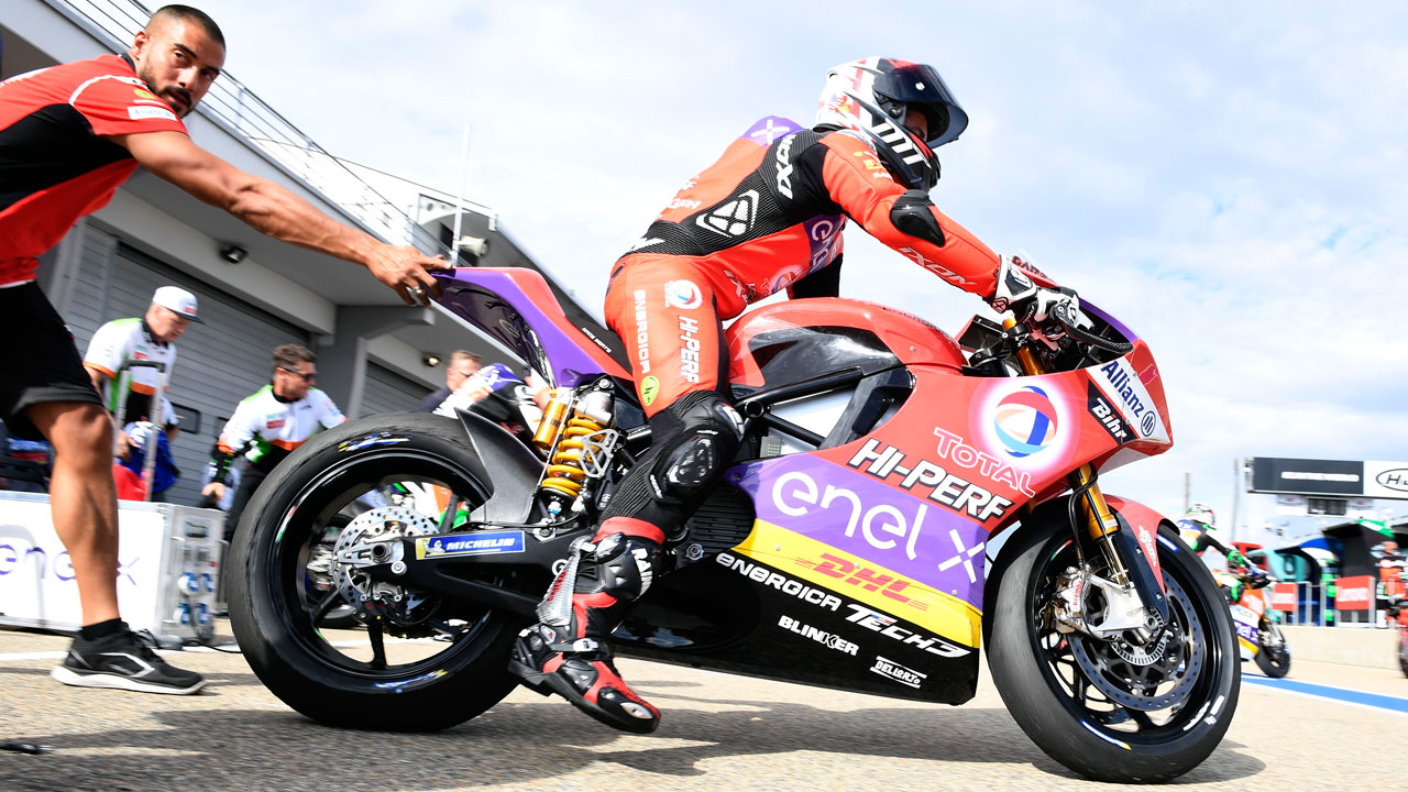 El sonido de MotoE, “sólo se escucha la deslizadera rozando el asfalto