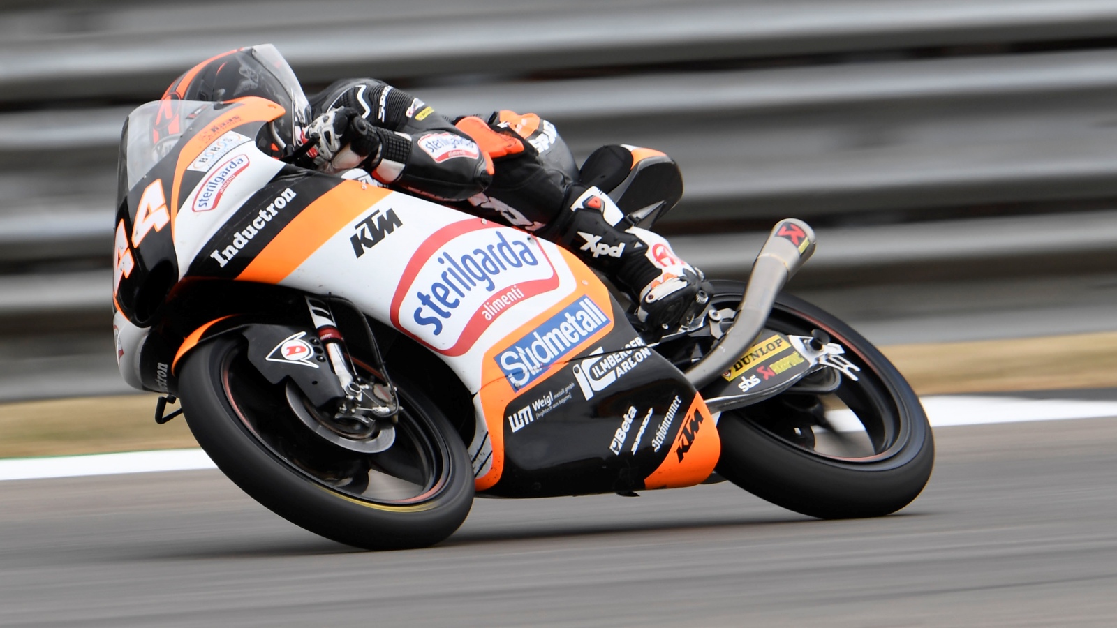 Lorenzo Dalla Porta bate a Marcos Ramírez en Alemania y es nuevo líder de Moto3