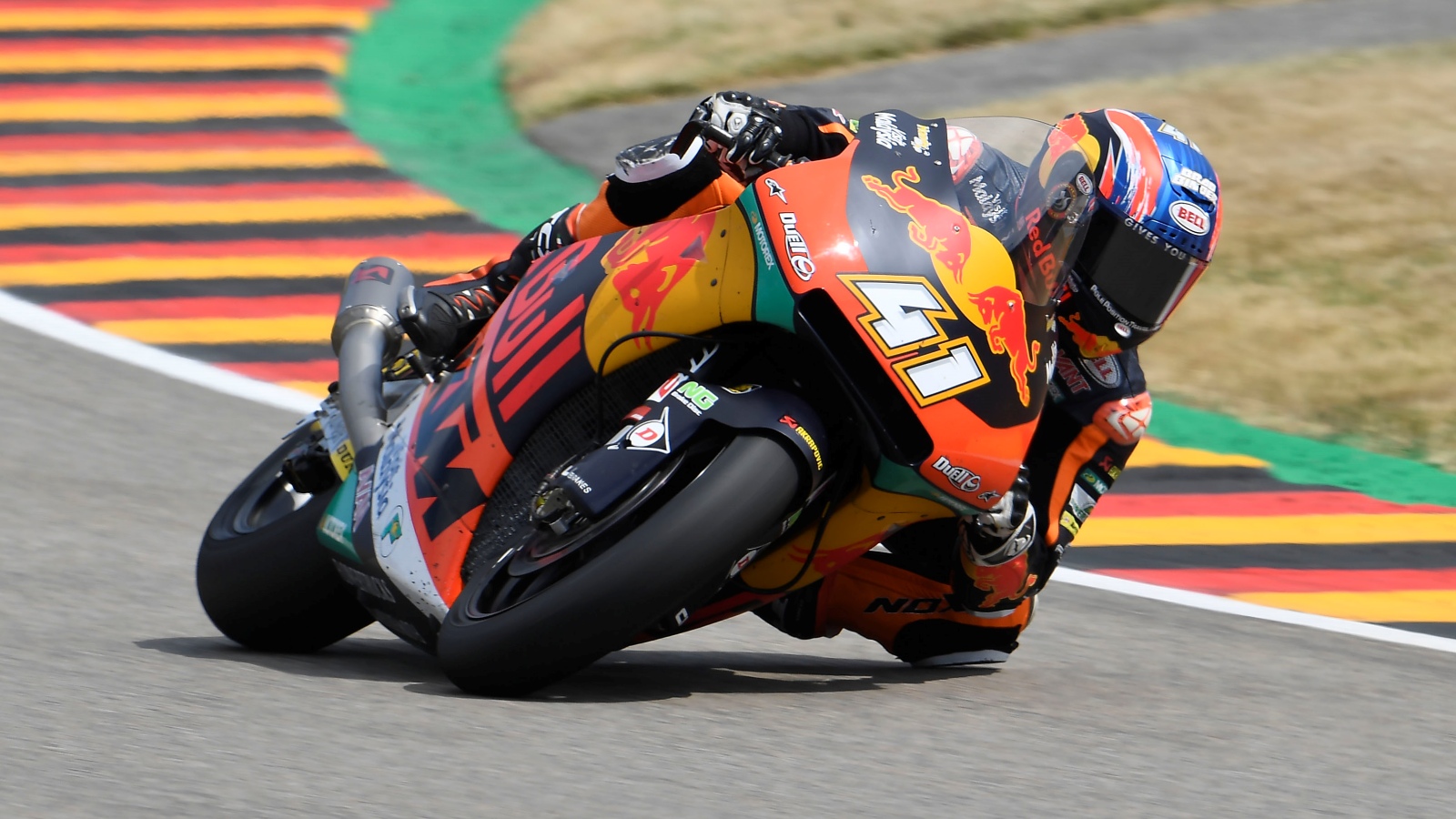 Álex Márquez se impone en Sachsenring y recupera el liderato de Moto2