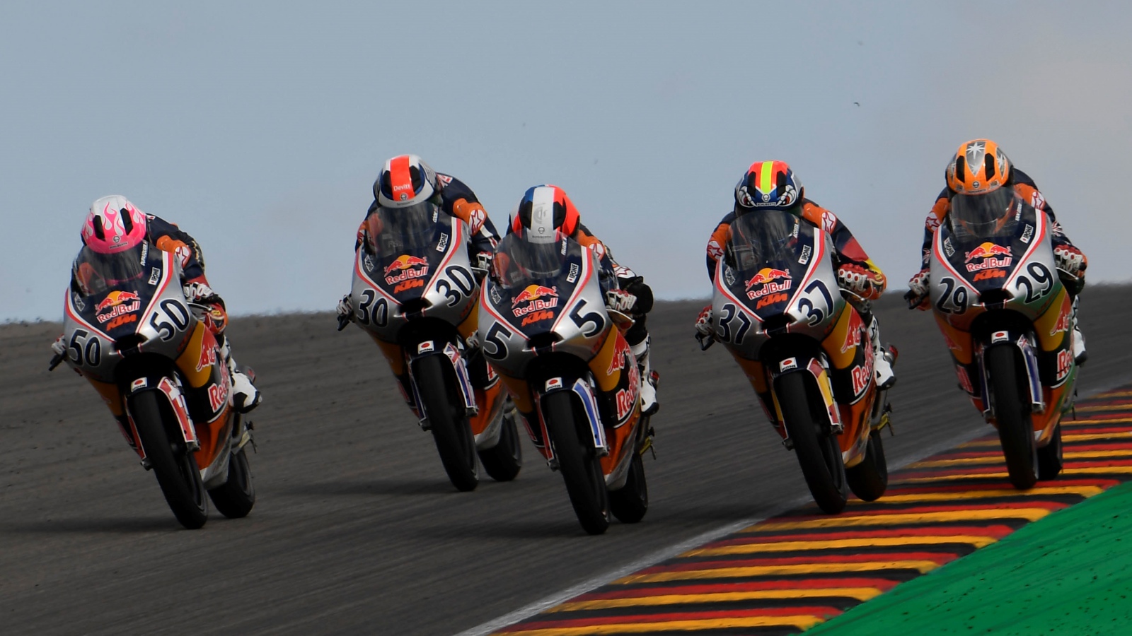 NoTodoMotoGP: Primera victoria para Pedro Acosta, Carlos Tatay sigue como líder sólido