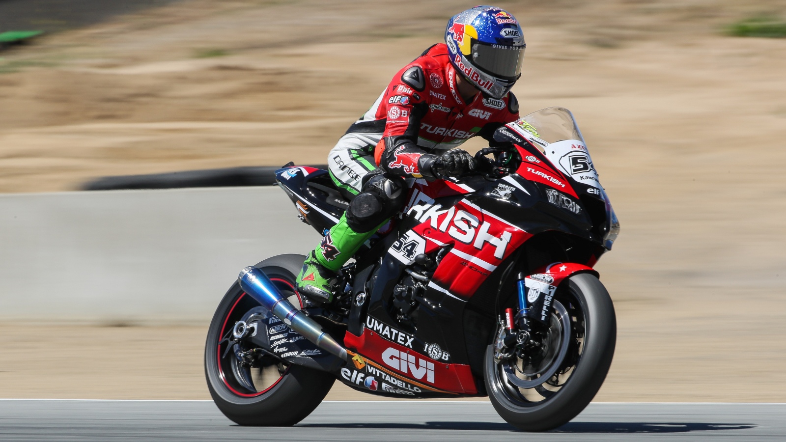 Jonathan Rea machaca en Laguna Seca y es más líder tras otra caída de Álvaro Bautista