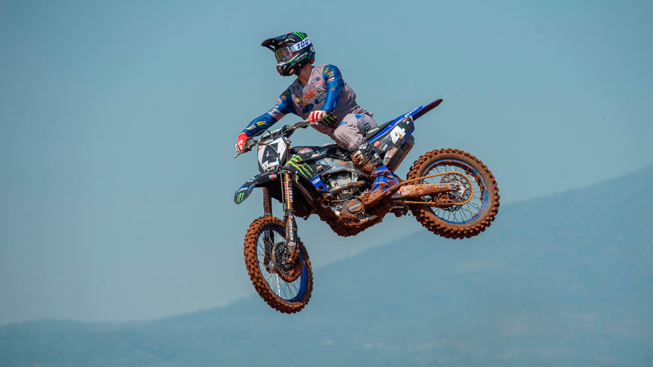 Jorge Prado y Tim Gajser, imparables en el MXGP de Asia