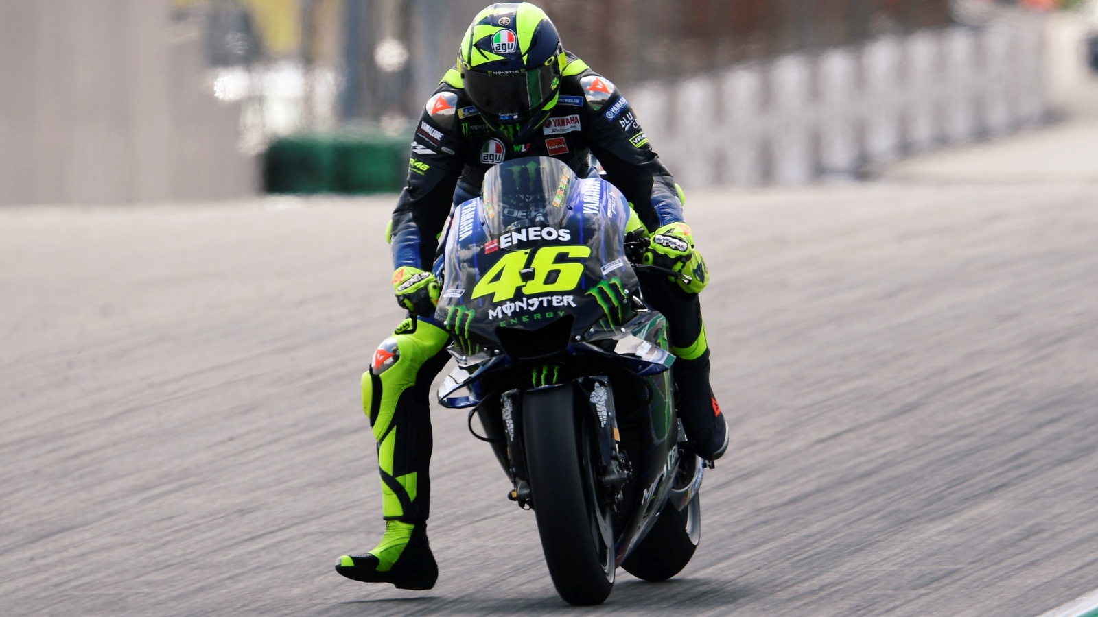 Valentino Rossi y Yamaha, ni retirada ni rendición