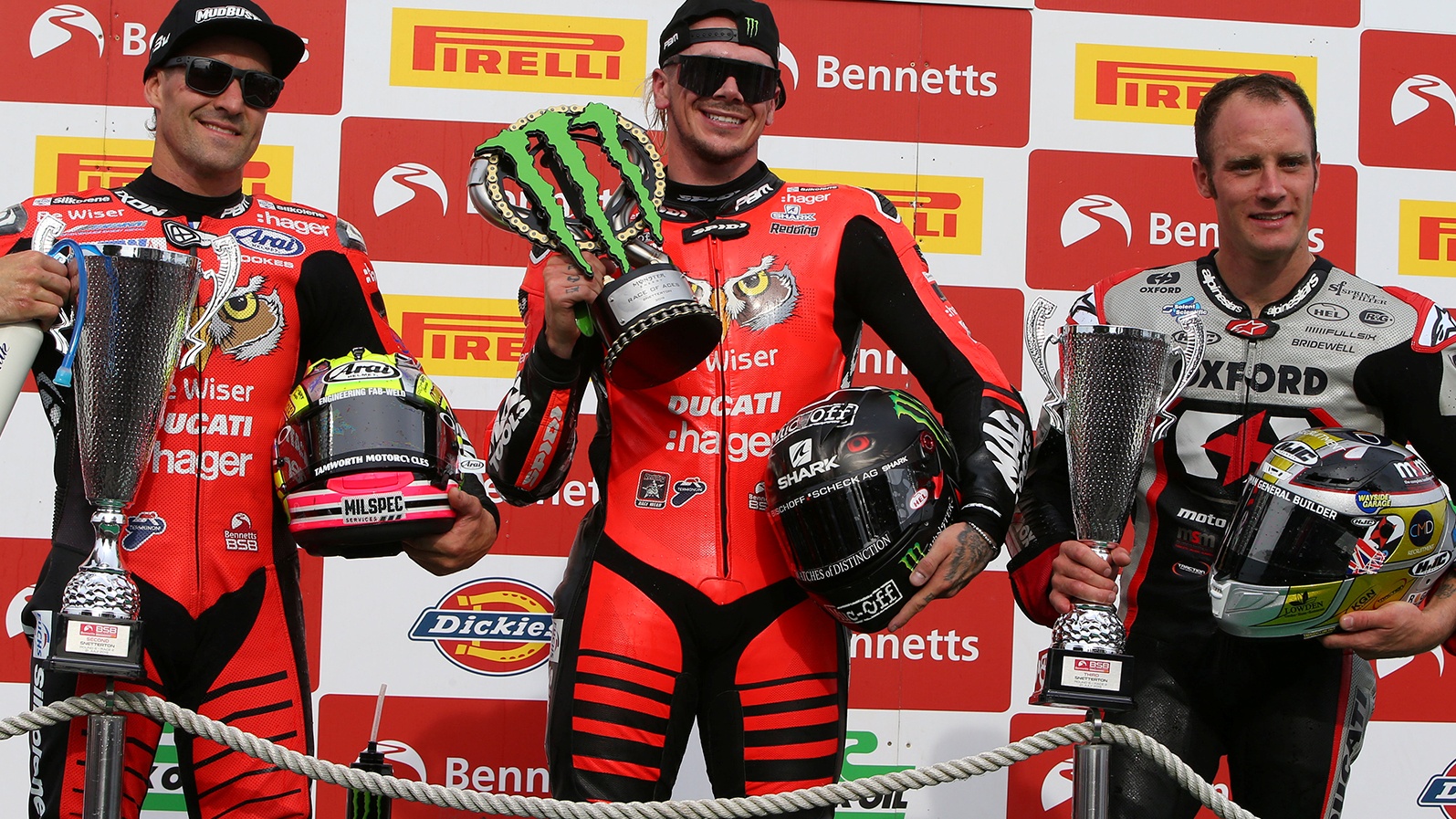 NoTodoMotoGP: Scott Redding lidera otro paseo triunfal de las Ducati Panigale V4 R