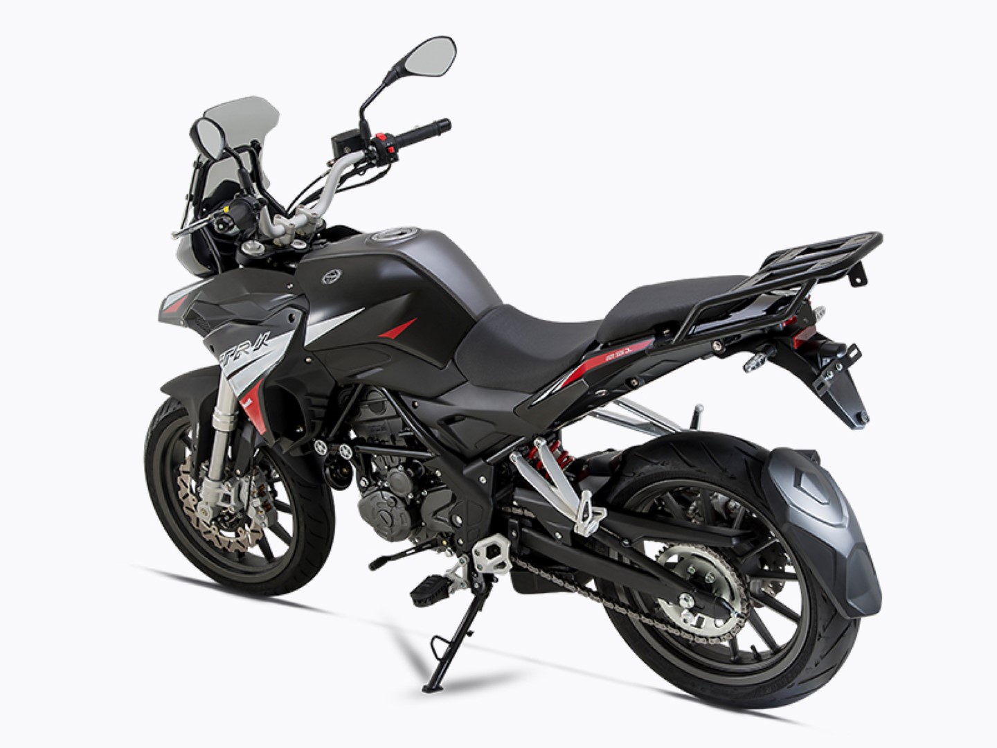 Comienza la aventura con la nueva Benelli TRK 251