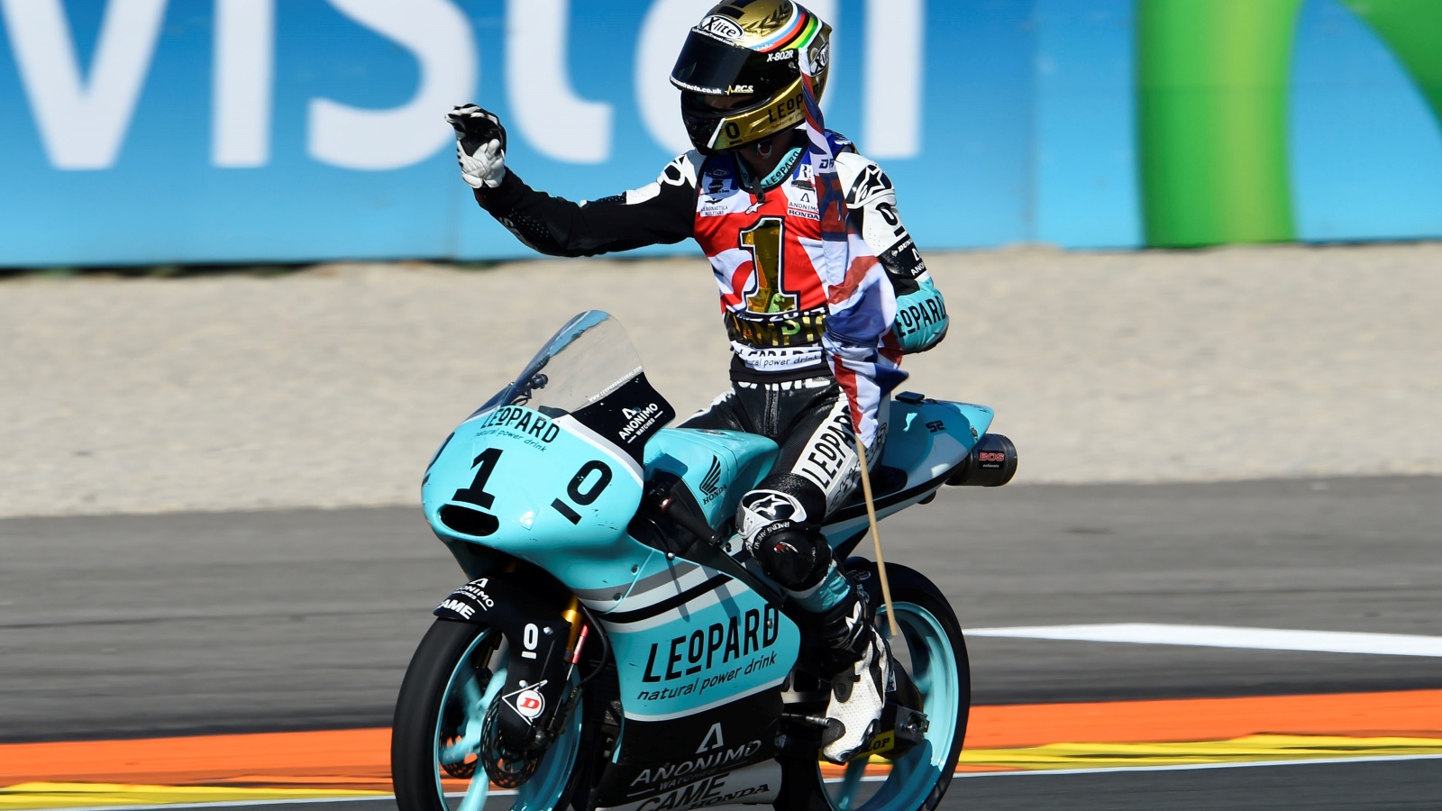 Danny Kent ha sido expulsado de su equipo tras ser condenado a cuatro meses de cárcel