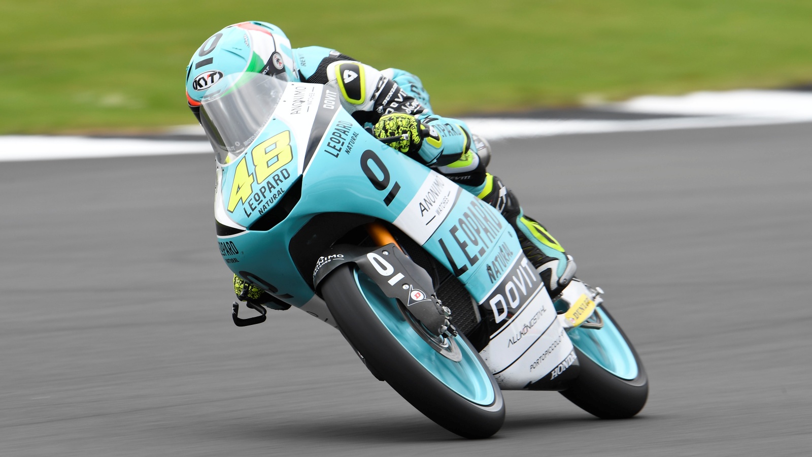 Marcos Ramírez gana en Silverstone y Arón Canet hace una remontada increíble