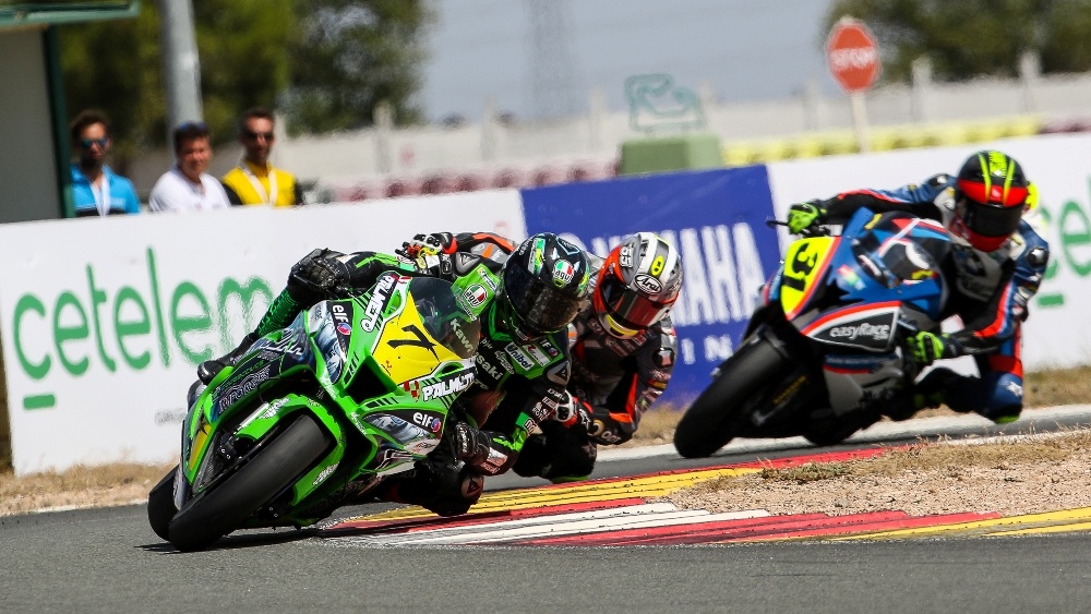 ESBK Albacete: Maxi Scheib vence en Superbike y Héctor Garzó se impone en Supersport