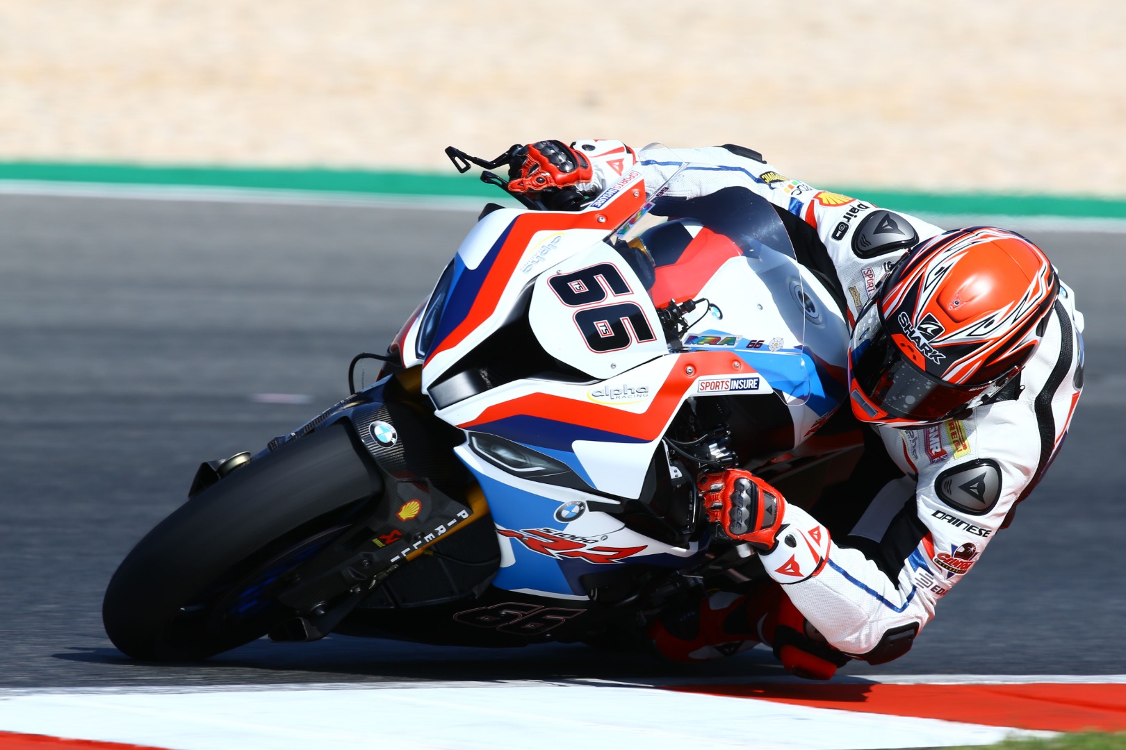 Jonathan Rea se lleva la Superpole en Portimao y Álvaro Bautista deberá remontar