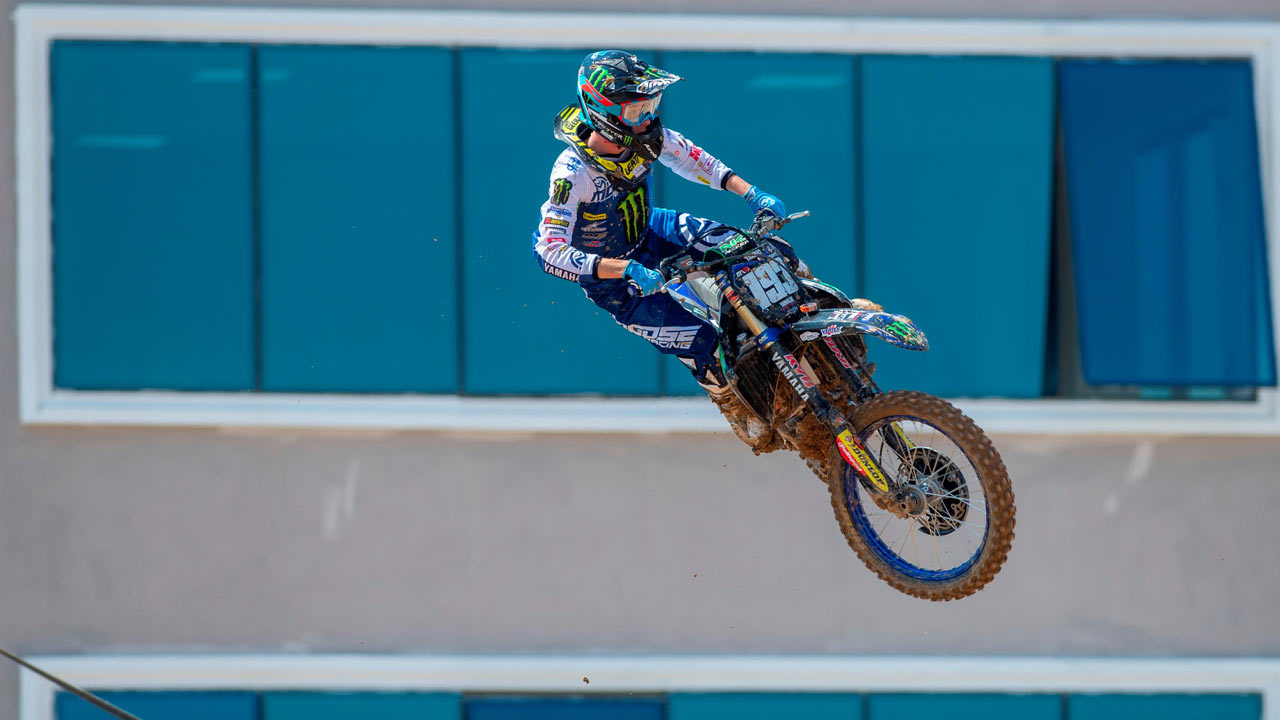 Jeffrey Herlings y Jorge Prado triunfan en el MXGP de Turquía