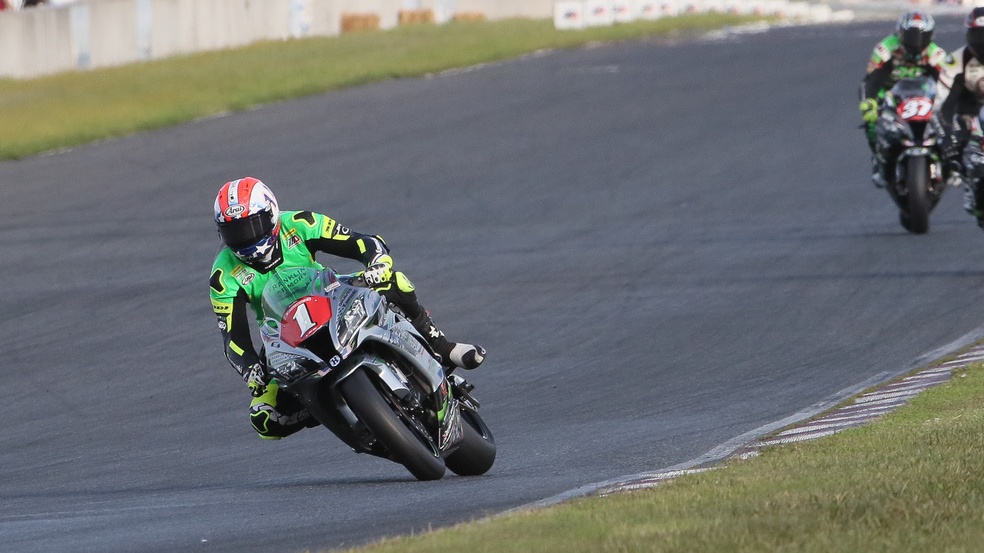 NoTodoMotoGP: Toni Elías resiste como puede e Ilya Mikhalchik es campeón del IDM