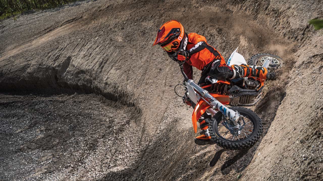 KTM SX-E 5 Junior, lanzamiento próximo