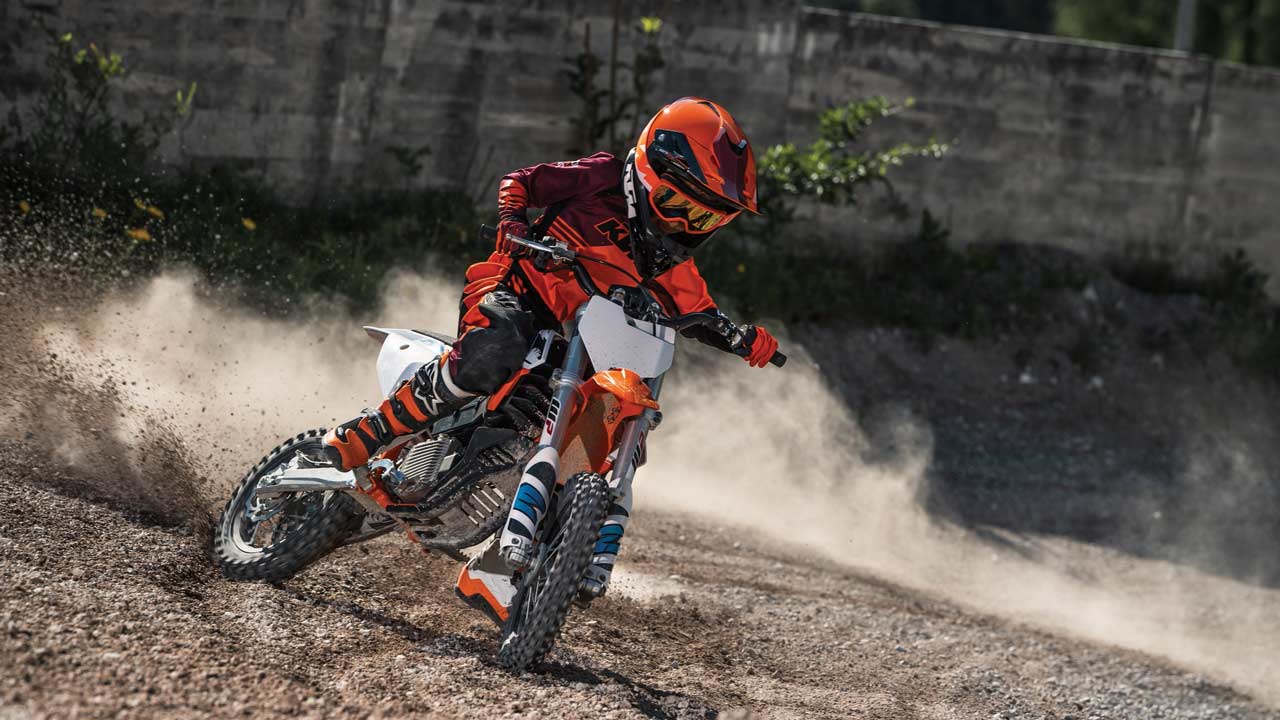 KTM SX-E 5 Junior, lanzamiento próximo