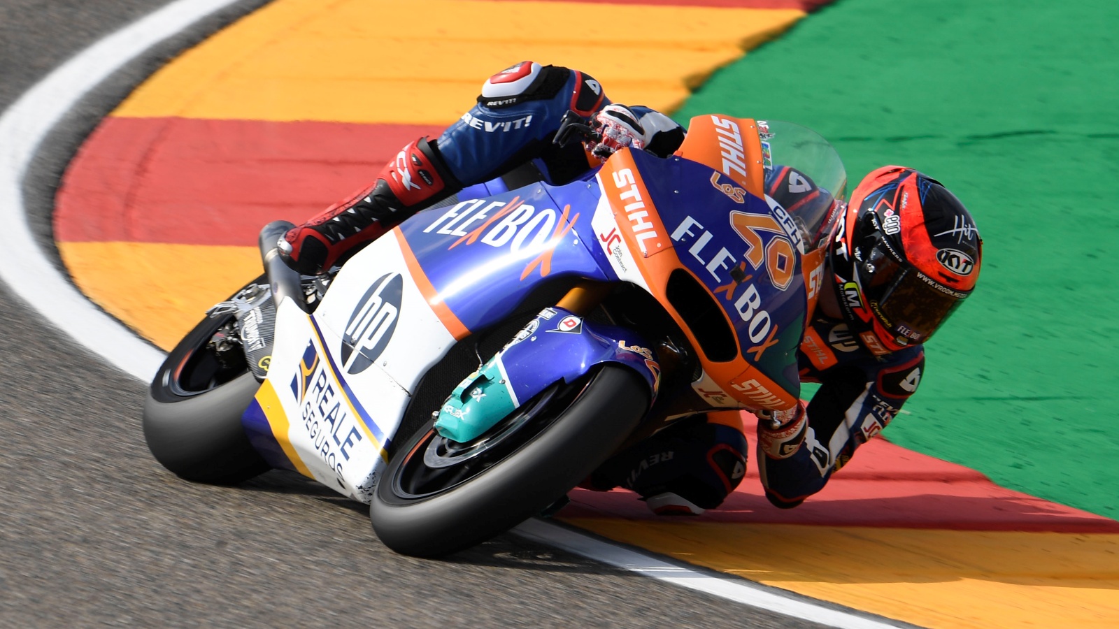 Álex Márquez hace la pole de Moto2 en Aragón con Augusto Fernández detrás
