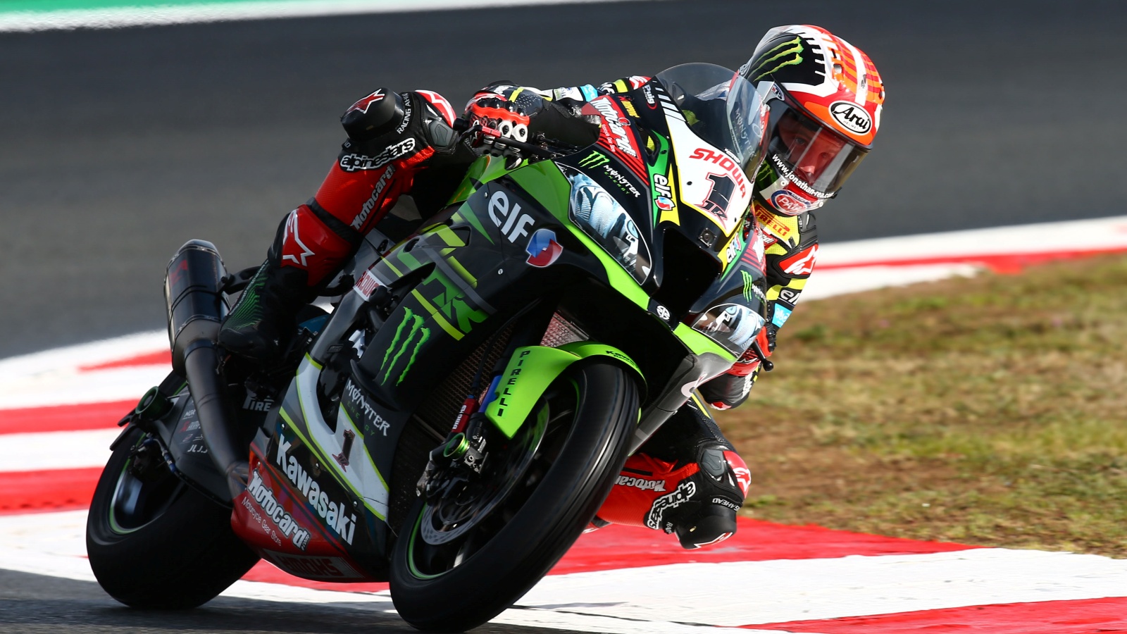 Michael van der Mark lidera en Magny-Cours y Jonathan Rea se luce bajo la lluvia