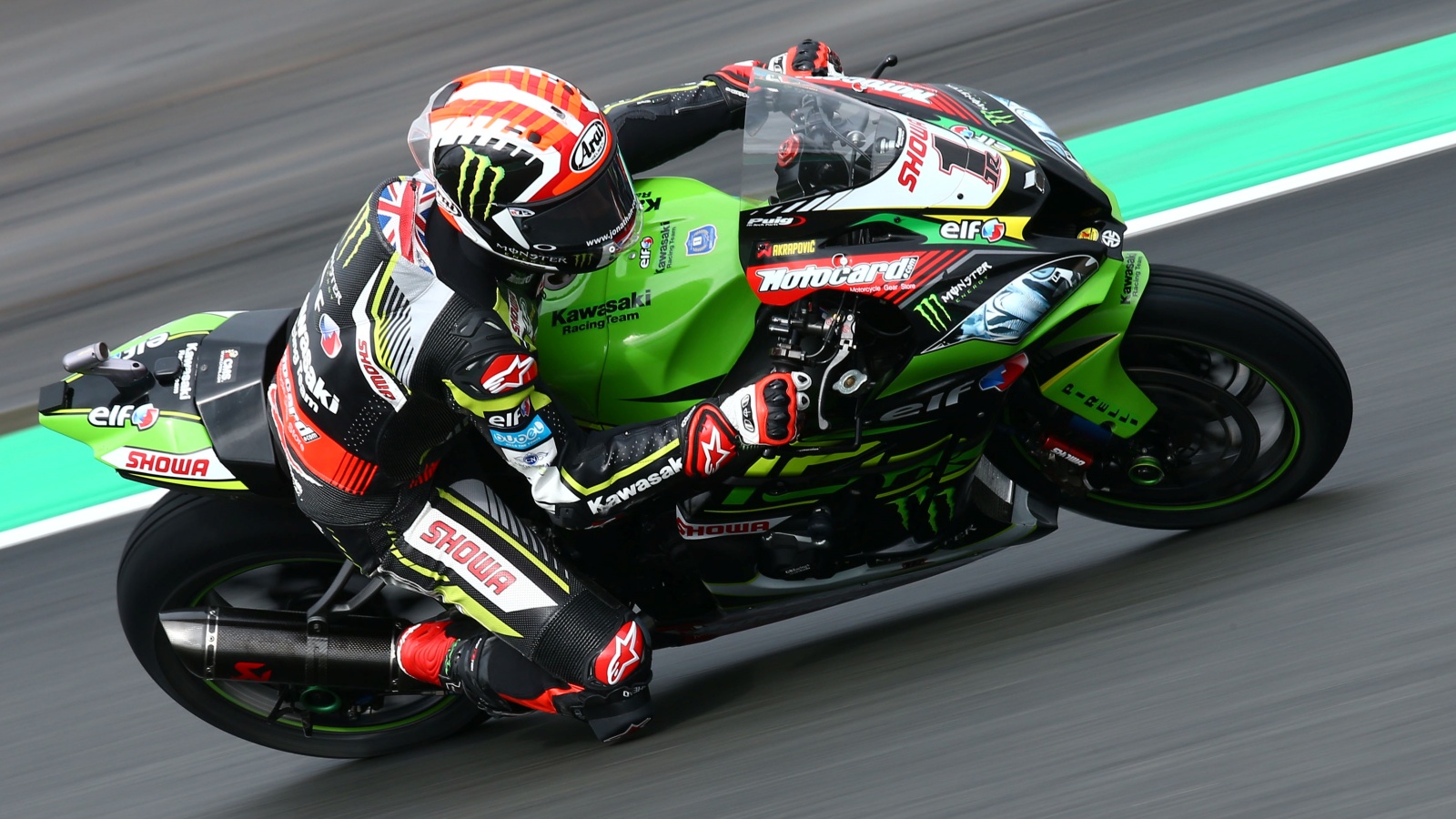 Toprak Razgatlioglu sorprende a Jonathan Rea y logra su primera victoria en Superbike