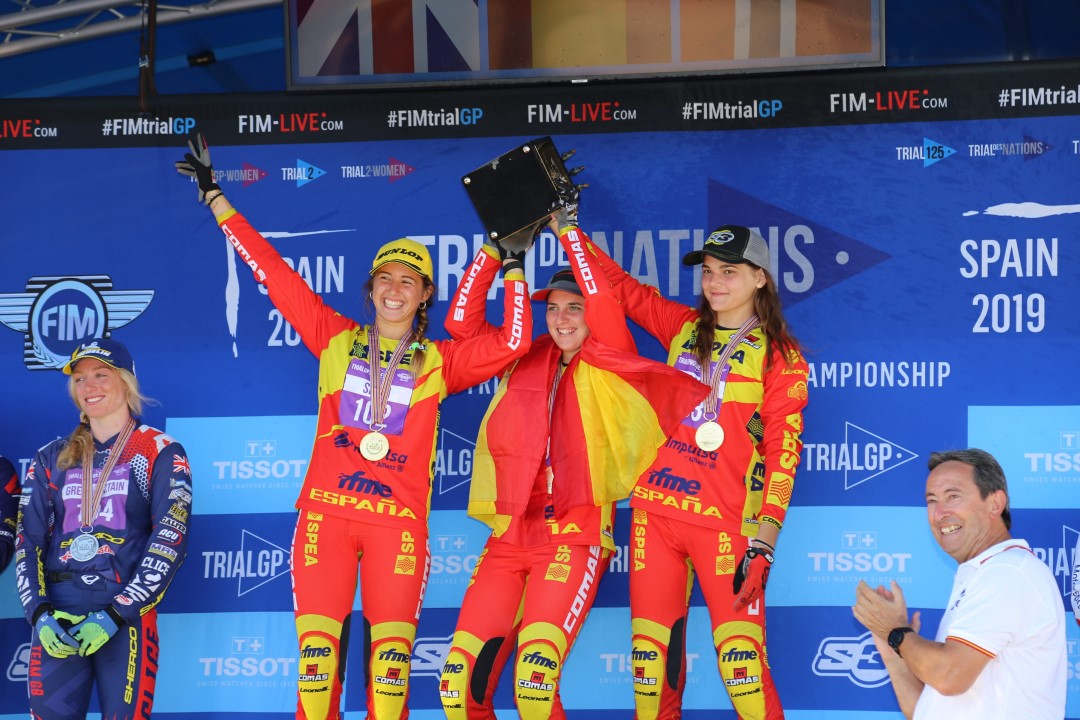España arrasa el Trial de las Naciones