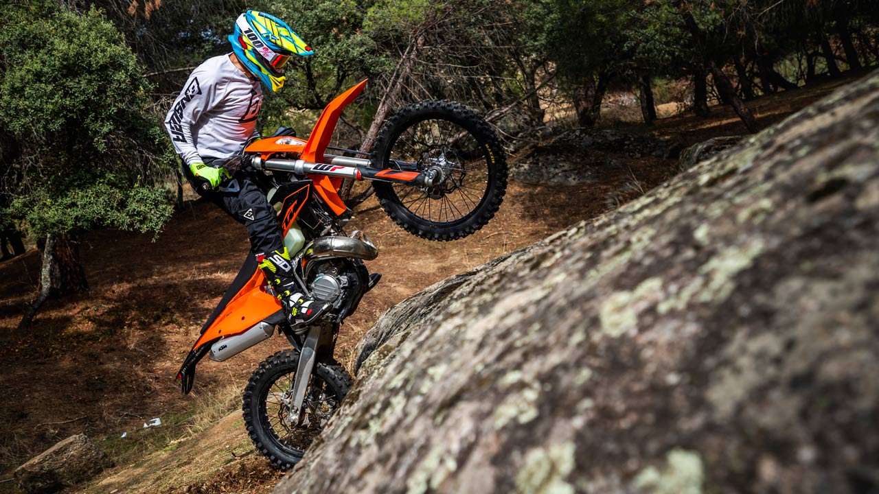 MOTO VERDE 495, contenidos y sumario de la revista