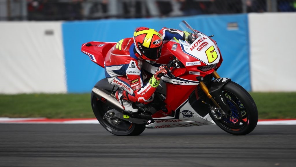 NoTodoMotoGP: Scott Redding vuelve a lucirse y Ducati asegura el título del BSB