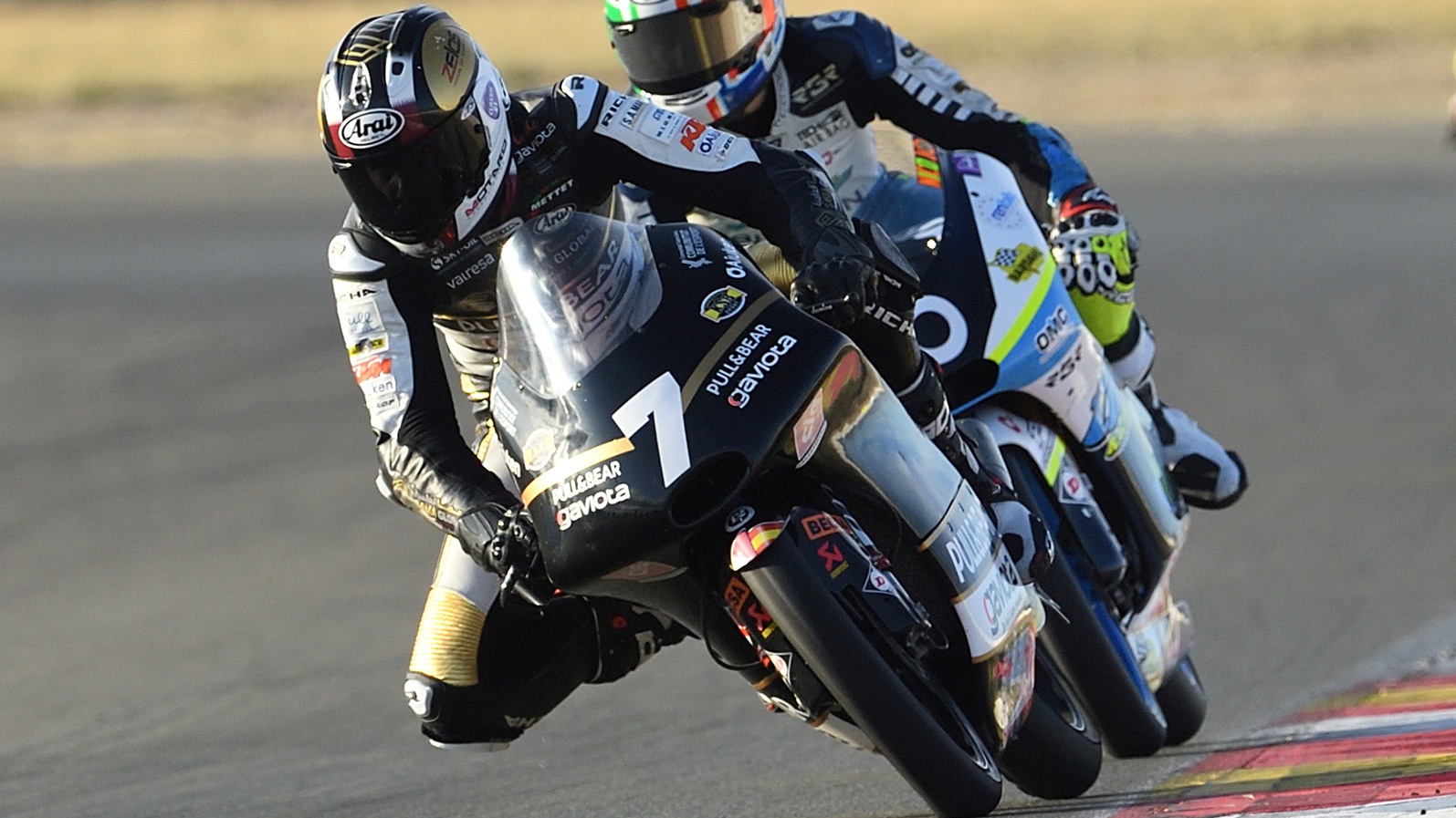 Jeremy Alcoba se impone en Albacete y ya roza el título mundial junior de Moto3