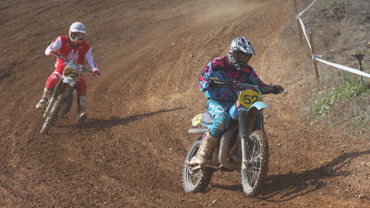 Fin del Nacional de Motoross Clásico en el mítico trazado de Montgai