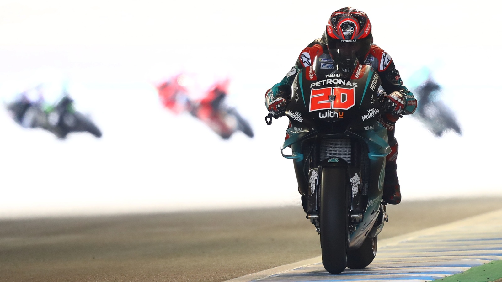 Píldoras MotoGP Japón 2019: Abuela vs pizarra, todos lo sabían y, de beber, constructores