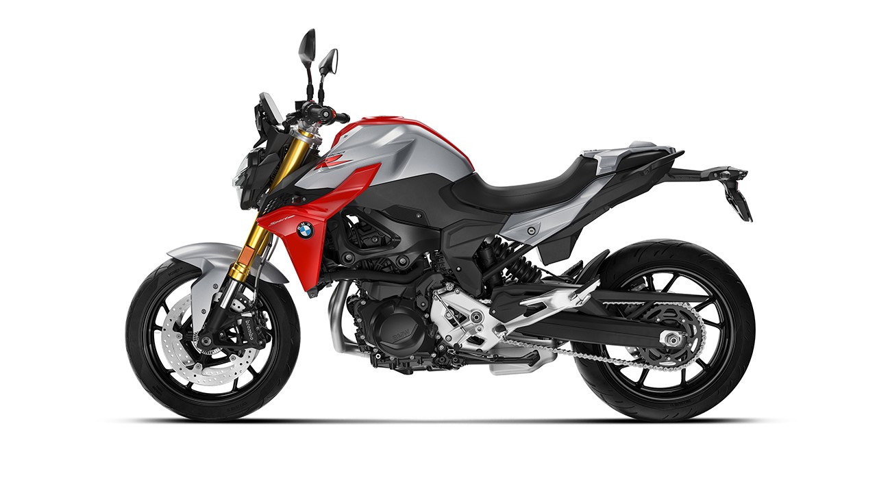 BMW F 900 R 2020; La roadster alemana crece