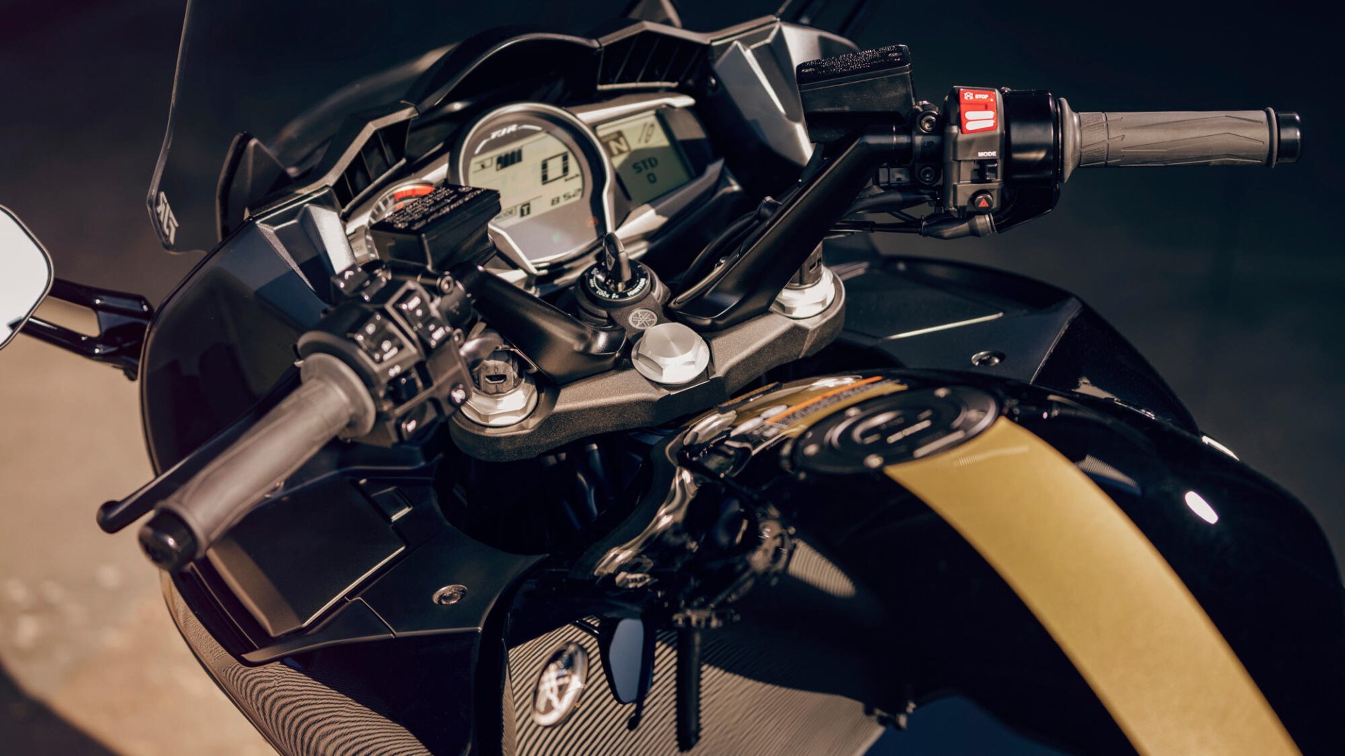 Yamaha FJR1300 Ultimate Edition, canto del cisne para la Gran Turismo japonesa