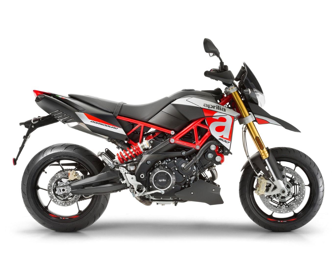 Cuerpo a Cuerpo Aprilia Dorsoduro 900 - Ducati Hypermotard 950