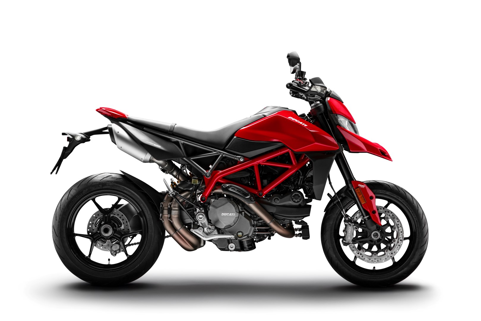 Cuerpo a Cuerpo Aprilia Dorsoduro 900 - Ducati Hypermotard 950