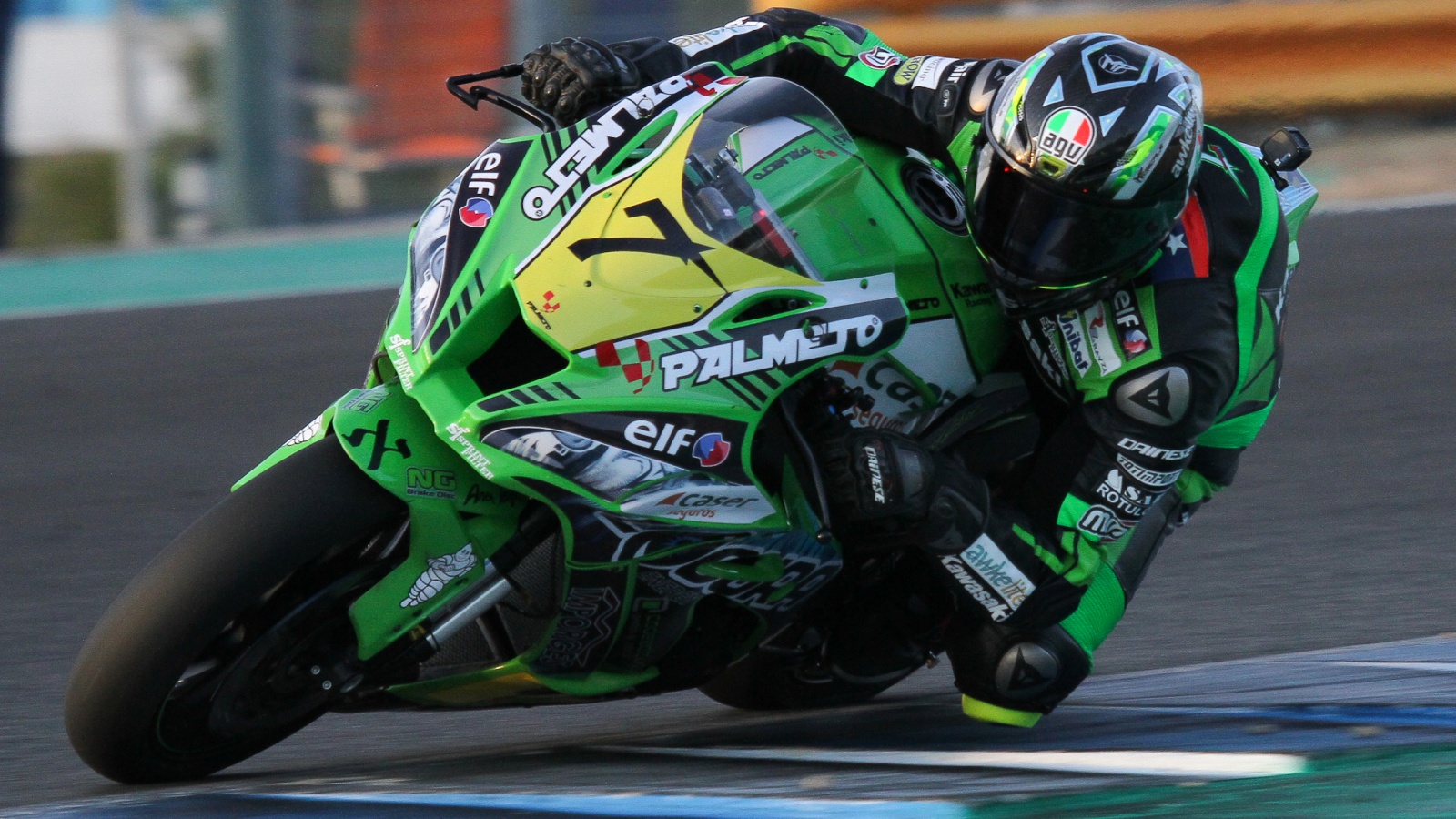 ESBK Jerez: Maxi Scheib campeón de Superbike y Óscar Gutiérrez de Supersport
