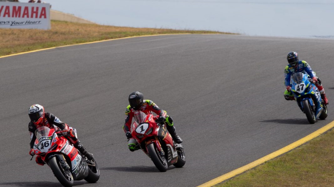 NoTodoMotoGP: Katsuyuki Nakasuga campeón del All-Japan y Mike Jones del ASBK