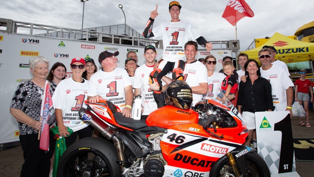 NoTodoMotoGP: Katsuyuki Nakasuga campeón del All-Japan y Mike Jones del ASBK