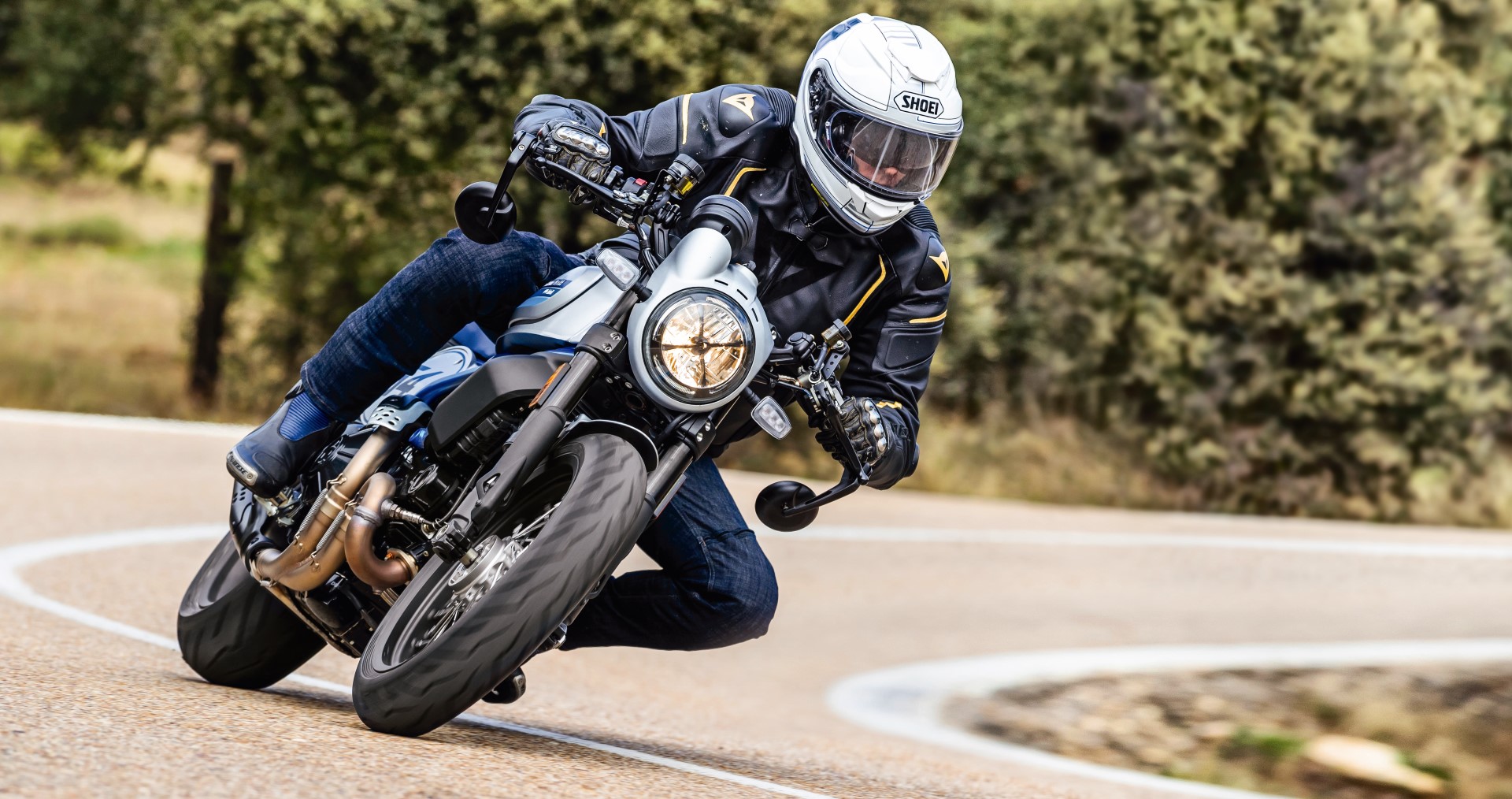 Comparativa Café Racer: Ducati Scrambler Café Racer, Kawasaki W800 Cafe, Royal Enfield Continental GT, Suzuki SV650X