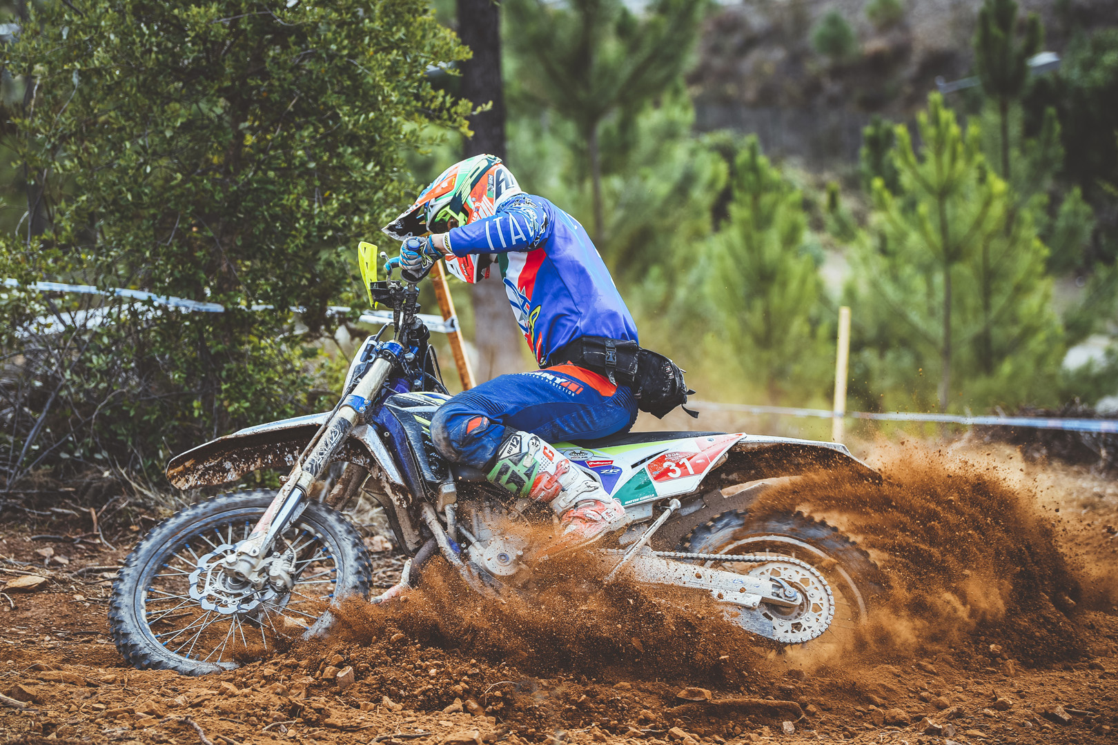 ISDE 2019 día 1, Australia empieza mandando