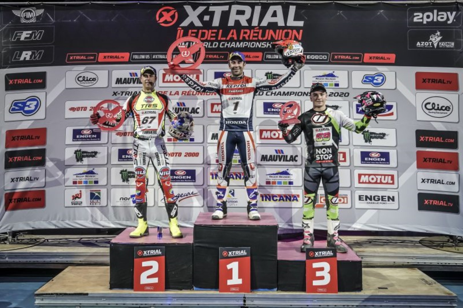 Toni Bou abre la temporada de X-Trial 2020 con victoria en la isla de La Reunión