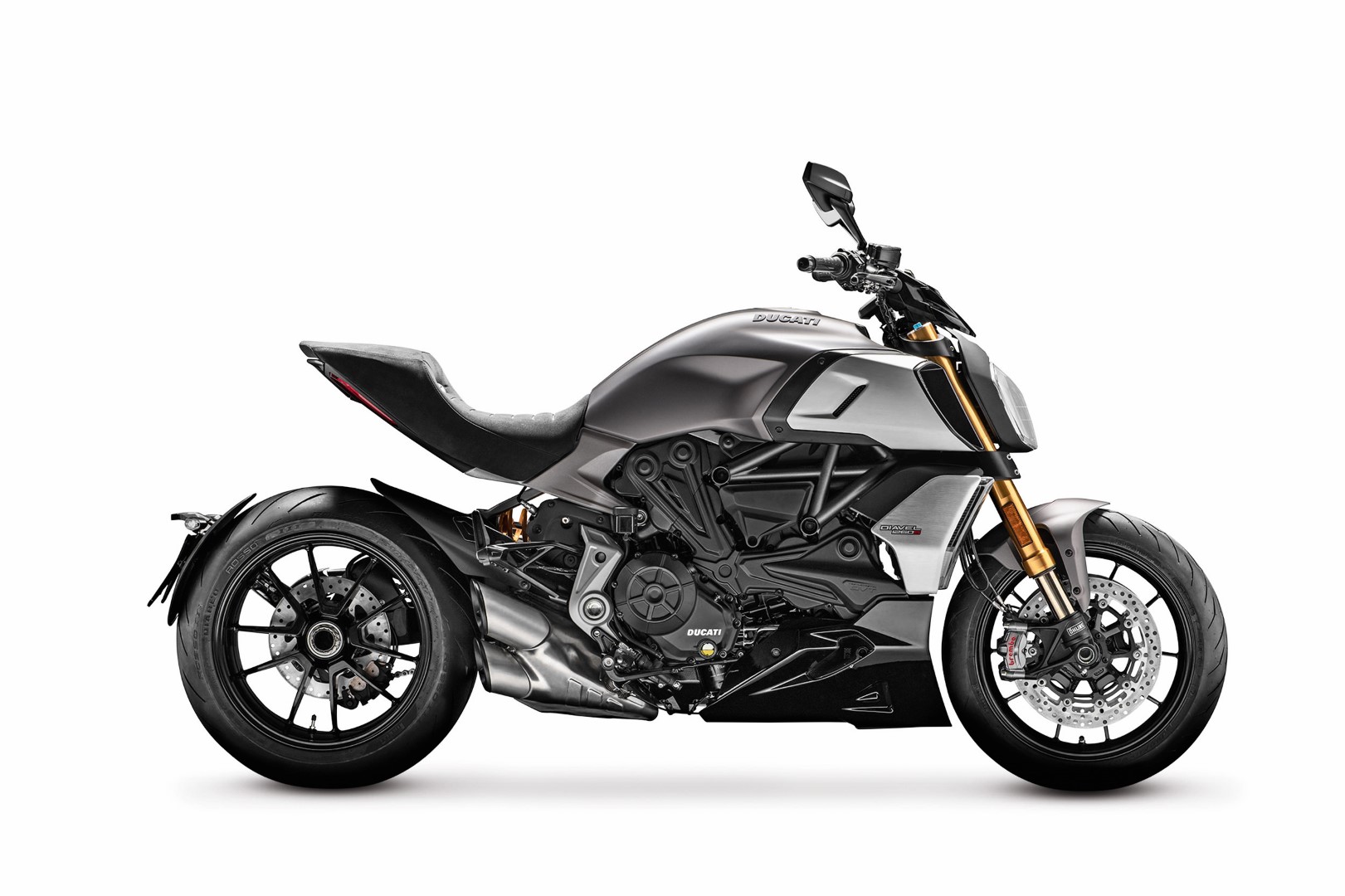 Ducati Diavel 1260 S, superprueba, fotos y ficha técnica