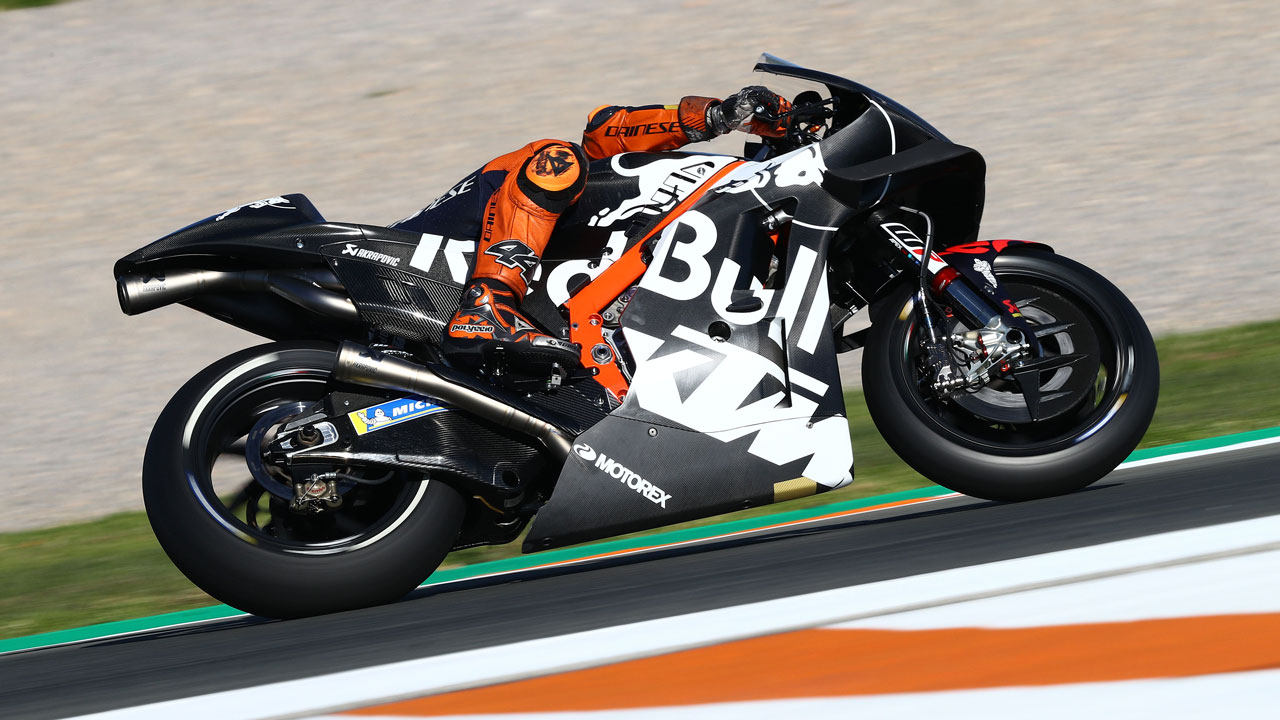 Pol Espargaró sobre el nuevo chasis KTM: “80% tubular y 20% viga