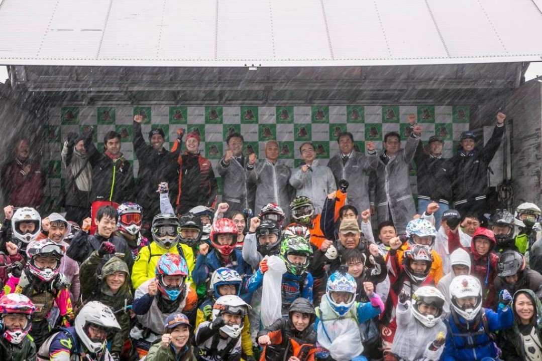 Miyake Island Enduro Race 2019: el volcán del enduro