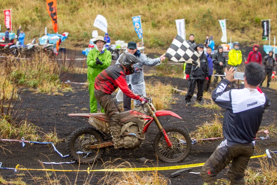 Miyake Island Enduro Race 2019: el volcán del enduro