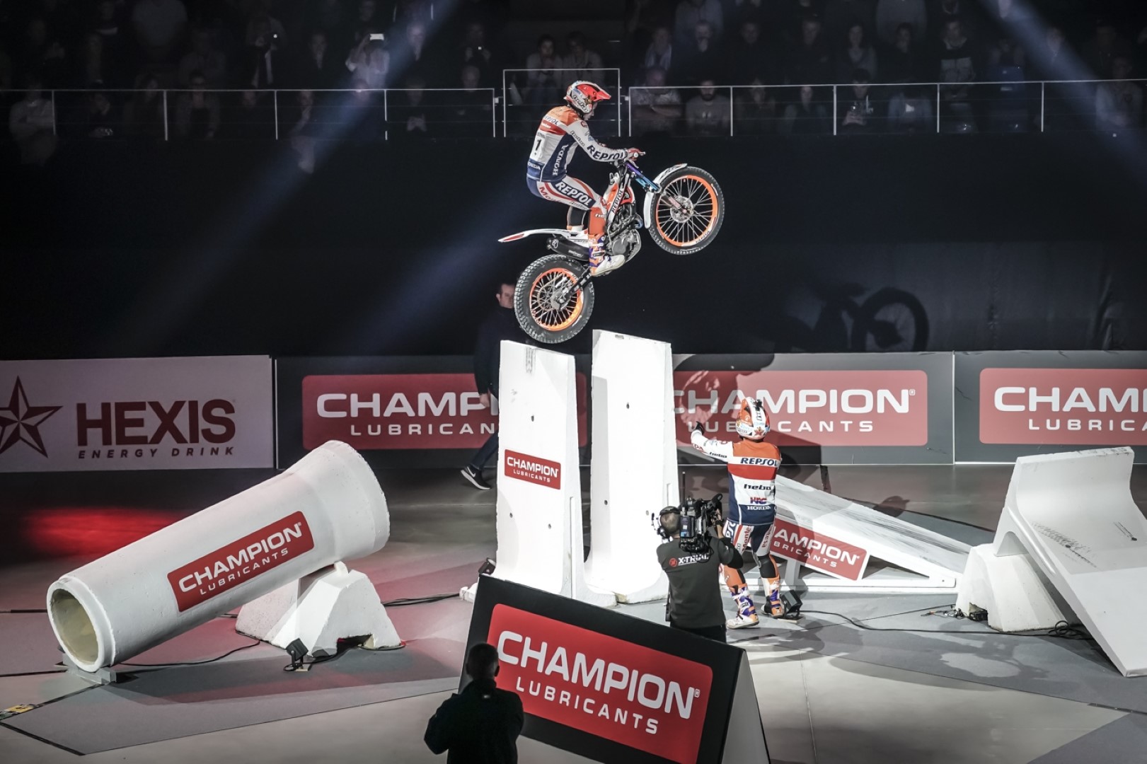 Toni Bou conquista su segundo triunfo en el Mundial XTrial 2020